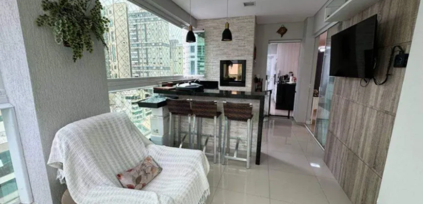 Rua 256 – Apartamento 1